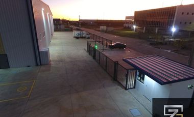 Amplia Nave Industrial En Alquiler, Polo Industrial Ezeiza