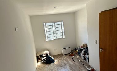Dúplex en venta de 2 dormitorios c/ cochera en San Bernardo