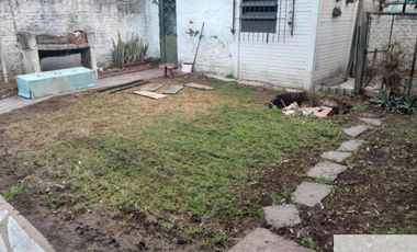 Casa en venta de 2 dormitorios c/ cochera en 9 de Julio