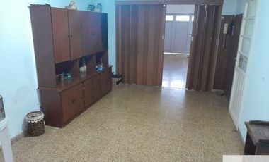 Casa en venta de 2 dormitorios c/ cochera en 9 de Julio