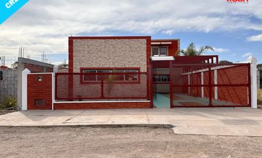 Casa venta Jujuy Nuevo alisos. 3 dormitorios c/ pileta