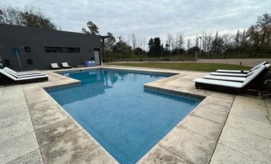 Departamento en venta de 1 dormitorio c/ cochera en Campana