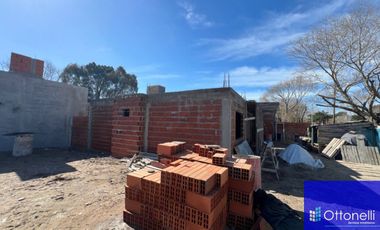 Departamento en venta de 2 dormitorios c/ cochera en Costa Azul