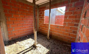 Departamento en venta de 2 dormitorios c/ cochera en Costa Azul