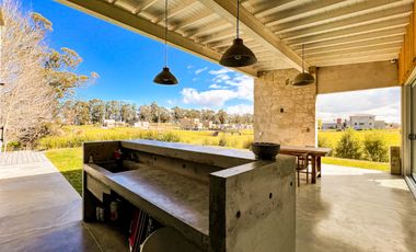 Casa en venta 3 amb en Chapadmalal, San Benito