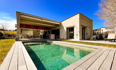 Casa en venta 3 amb en Chapadmalal, San Benito