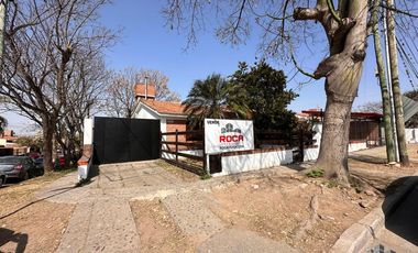 Casa en venta de 3 dormitorios c/ cochera en Bajo la Viña