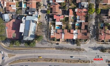 Casa en venta de 3 dormitorios c/ cochera en Bajo la Viña