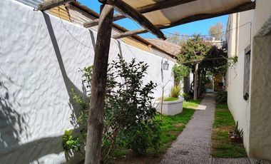 Departamento tipo dúplex en venta reciclado en Sexta Sección