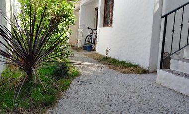 Departamento tipo dúplex en venta reciclado en Sexta Sección