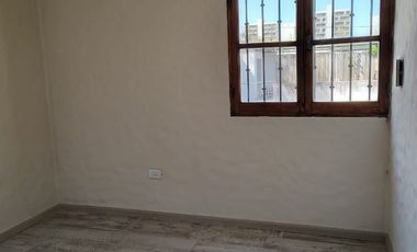 Departamento tipo dúplex en venta reciclado en Sexta Sección