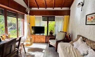 Chalet en venta de 3 dormitorios c/ cochera en Barrio La Florida