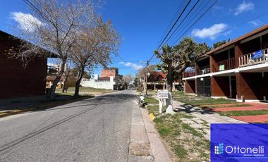 Dúplex en venta de 3 dormitorios c/ cochera en La Lucila del Mar