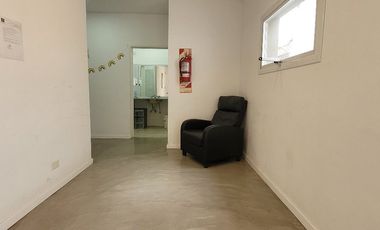 Oficina en alquiler ubicado en Parque Patricios