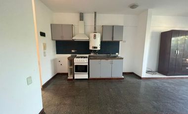 Departamento en alquiler en Campana MONOAMBIENTE CENTRO