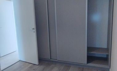 Venta Departamento 3 ambientes con dependencia de servicios y Balcón terraza