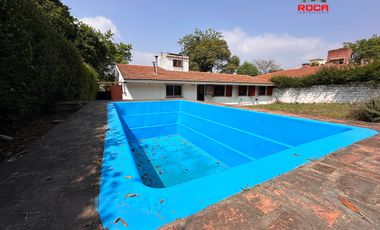Hermosa Casa en Venta en Barrio Los Perales