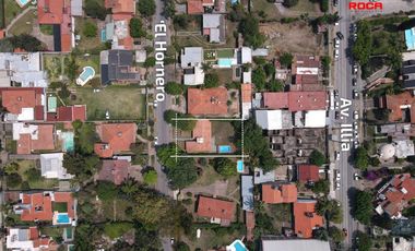 Hermosa Casa en Venta en Barrio Los Perales