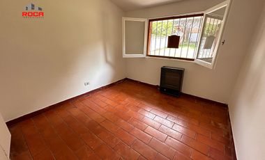 Hermosa Casa en Venta en Barrio Los Perales