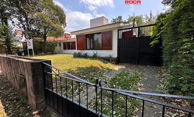 Hermosa Casa en Venta en Barrio Los Perales