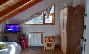FINA PATAVGONIA. Casa a terminar en venta de 4 dormitorios c/ cochera en San Martín de los Andes.