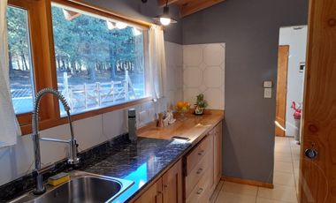 FINA PATAVGONIA. Casa a terminar en venta de 4 dormitorios c/ cochera en San Martín de los Andes.