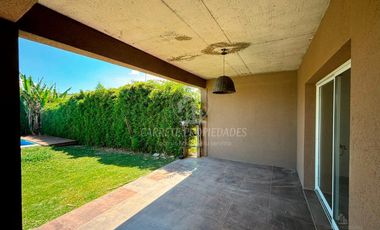 Oportunidad!! Casa venta en Los Olivares, Malvinas. Veni a conocerla!!