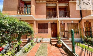 Dúplex en venta de 3 ambientes c/ cochera en La Lucila del Mar