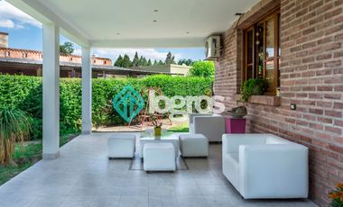 Casa en venta  en Barrio Privado Los Olmos - Salta