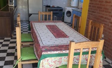 Casa en alquiler temporario de 2 dormitorios c/ cochera en Villa Cura Brochero
