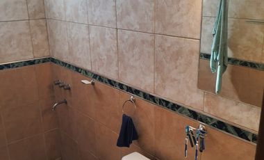 Casa en alquiler temporario de 2 dormitorios c/ cochera en Villa Cura Brochero