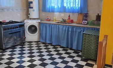 Casa en alquiler temporario de 2 dormitorios c/ cochera en Villa Cura Brochero