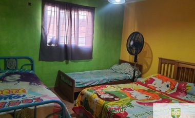 Casa en alquiler temporario de 2 dormitorios c/ cochera en Villa Cura Brochero