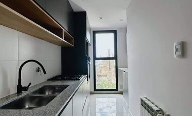 Departamento en venta de 2 dormitorios c/ cochera en Centro