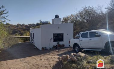 Villa Allende. Barrio Cumbres. Casa en alquiler de 1 dormitorio.