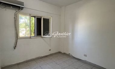 Departamento en alquiler de 3 dormitorios c/ cochera en Campana
