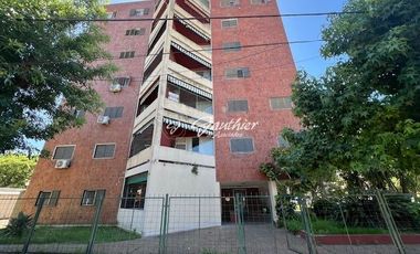 Departamento en alquiler de 3 dormitorios c/ cochera en Campana