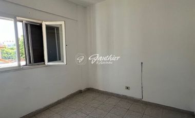 Departamento en alquiler de 3 dormitorios c/ cochera en Campana