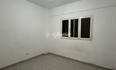 Departamento en alquiler de 3 dormitorios c/ cochera en Campana