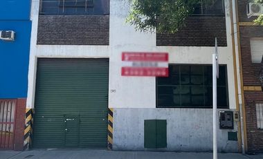 Galpón en alquiler de 744m2 ubicado en Villa Soldati