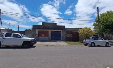 Taller con vivienda. Permuta por casa de mayor valor