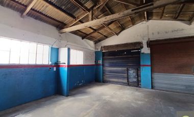 Taller con vivienda. Permuta por casa de mayor valor
