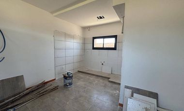 Venta Casa 3 ambientes a estrenar en Parque Lago, Mar del Cobo