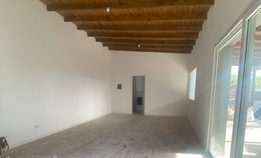 Venta Complejo de 4 cabañas a estrenar en Mar de Cobo, Parque Lago