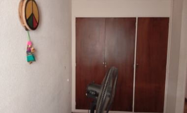 Departamento Amplio Y Con Muy Buena Ubicación