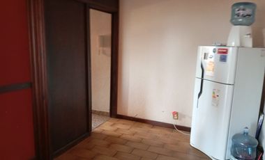 Departamento Amplio Y Con Muy Buena Ubicación