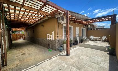 Casa en venta de 2 dormitorios c/ cochera en Escobar