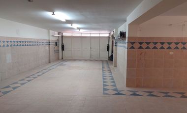 Casa en alquiler de 4 dormitorios c/ cochera en Martínez