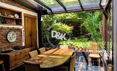 Casa en venta de 5 dormitorios c/ cochera en Vicente López