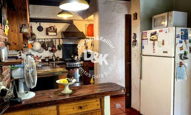 Casa en venta de 5 dormitorios c/ cochera en Vicente López
